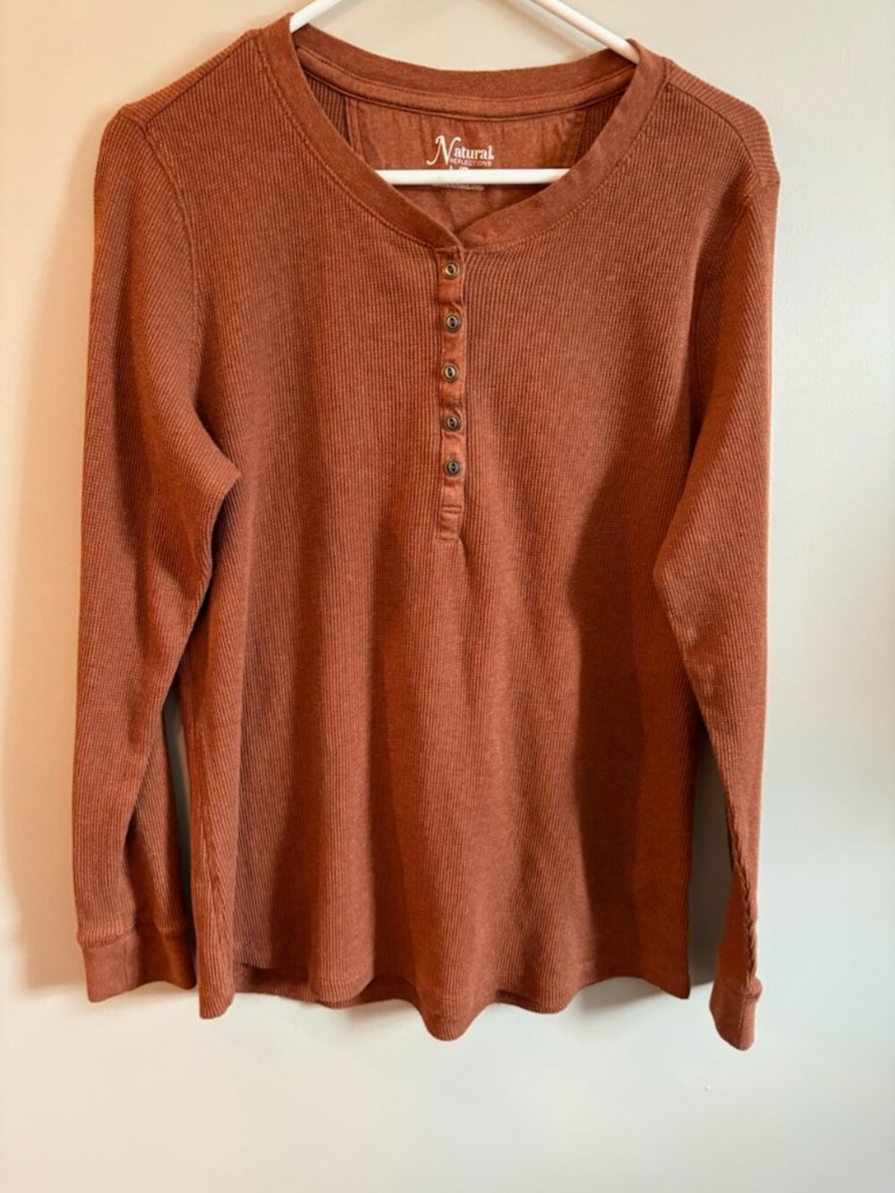 Rust color thermal shirt, size L